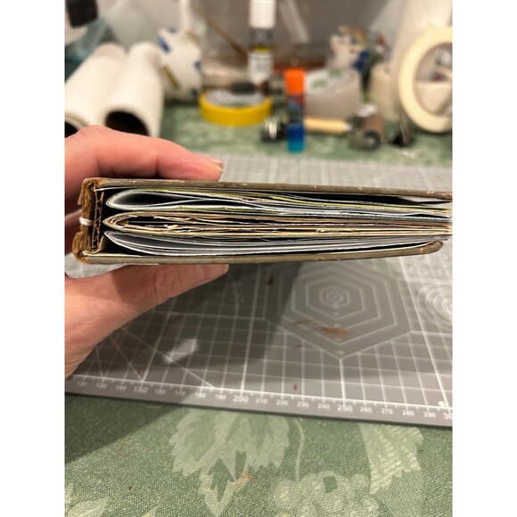 Junk Journal - All Men Are Liars - Picture 11 of 12